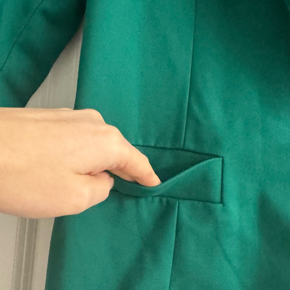 Women's Green Blazer Jacket - Picture 6 of 6